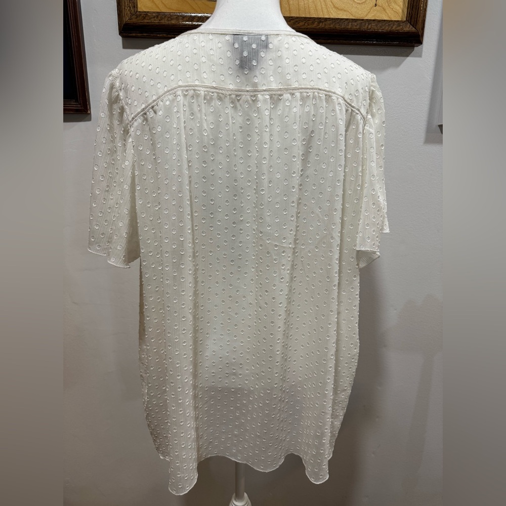 Lane Bryant Peasant Shirt 26/28 White Pattered 3/4 Button Up Short Sleeve Sweet View 2